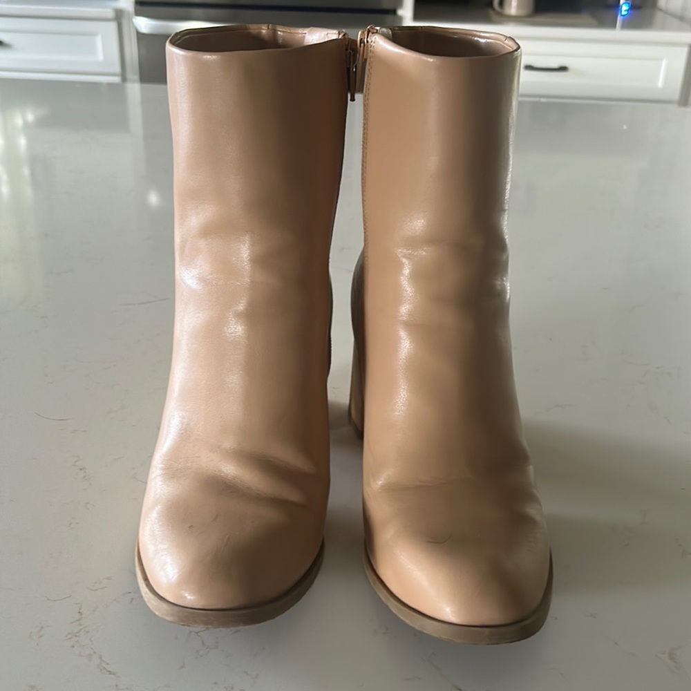 A New Day Womens Size 9 Tan Boots